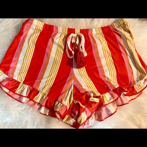 Poof! Other - POOF NEW ♥️YORK NWOT Size M very very soft shorts, great for coverups